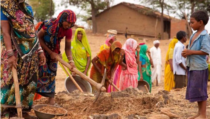 मनरेगा योजना: अपने गांव की नरेगा लिस्ट कैसे देखें?