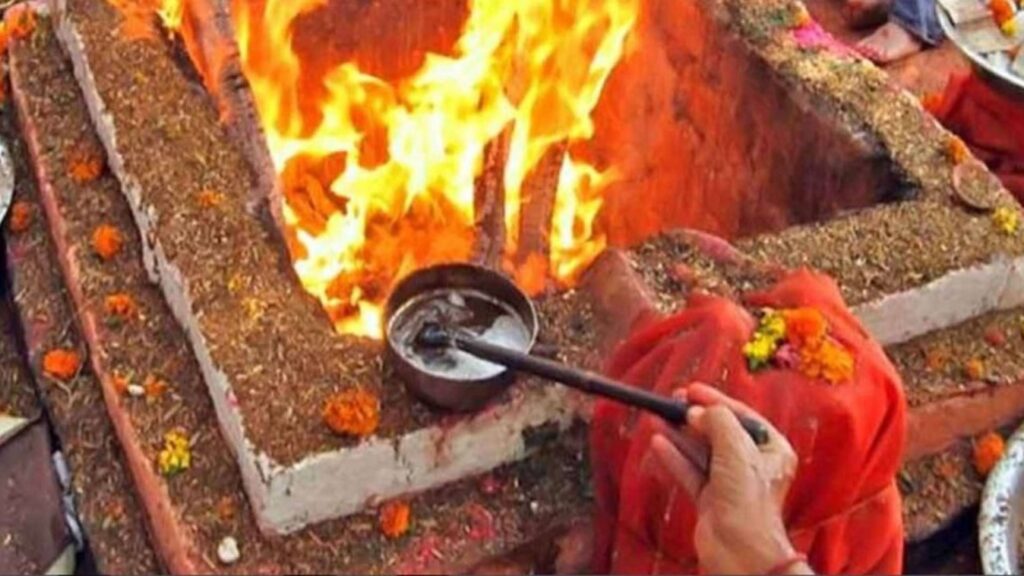 पौड़ी जिला पंचायत में भ्रष्टाचार के खिलाफ बुद्धि-शुद्धि यज्ञ