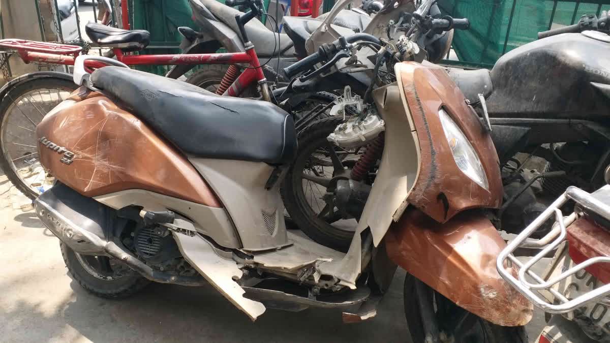 देहरादून: स्कूटी हादसे में युवक की दर्दनाक मौत 2 देहरादून: स्कूटी हादसे में युवक की दर्दनाक मौत