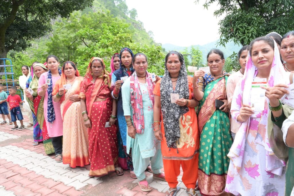 Rudraprayag panchayat election 2025 voting: जनपद रुद्रप्रयाग में शांतिपूर्ण और निष्पक्ष मतदान सम्पन्न