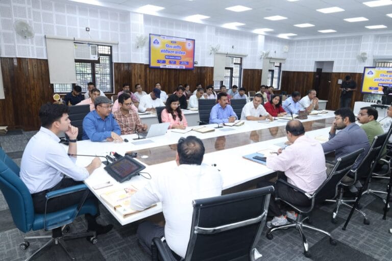 रुद्रप्रयाग में बीआईएस मानकों पर मंथन, विभागीय कार्यों में गुणवत्ता सुनिश्चित करने के निर्देश