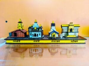 रुद्रप्रयाग की महिलाओं की बड़ी उपलब्धि, सुविनियर आइटम्स बेचकर कमाए 8 लाख, बन रहीं आत्मनिर्भरता की मिसाल