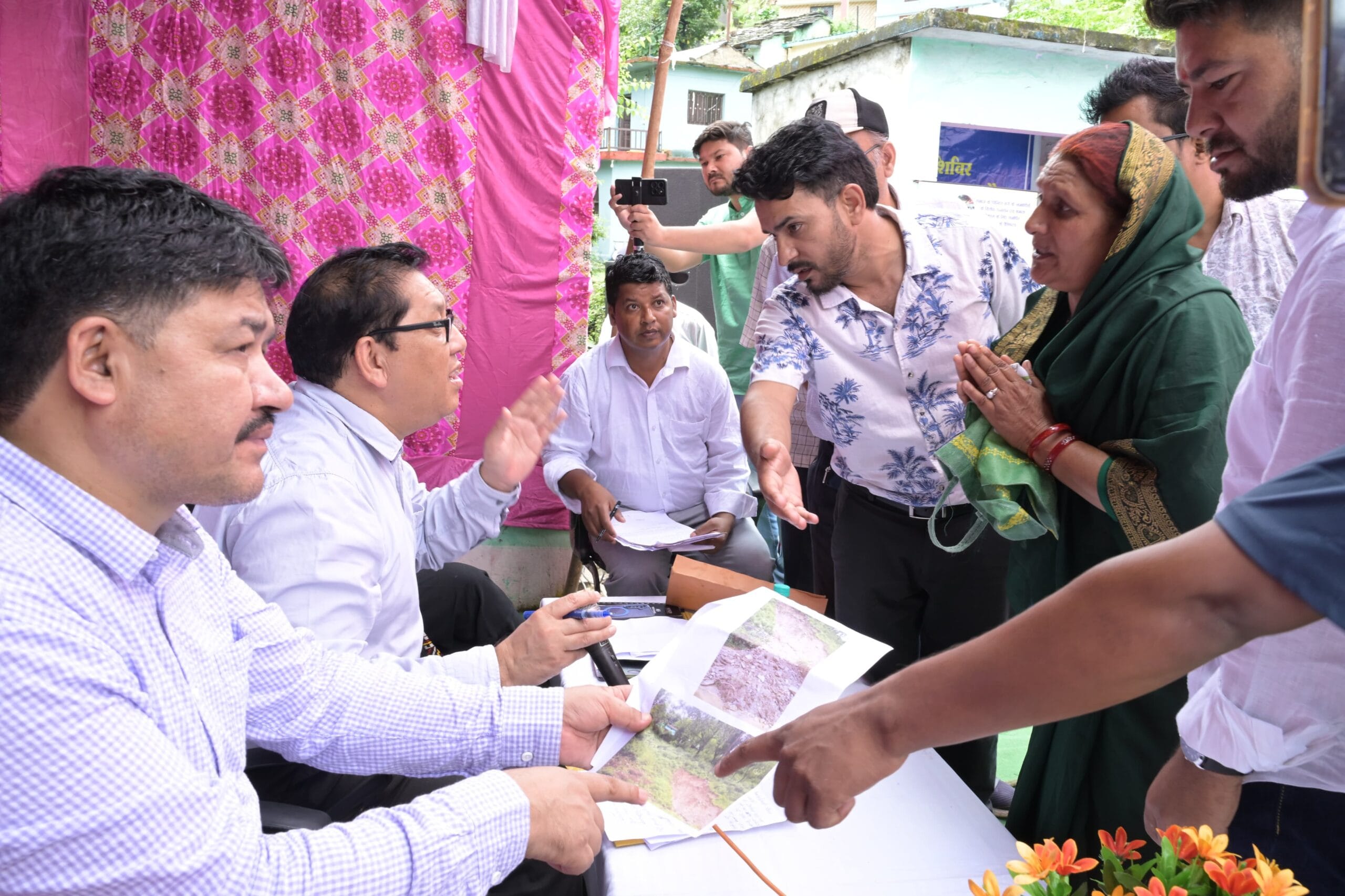 बावई में लगा जनता दरबार: शिक्षा, स्वास्थ्य, बंदरों के आतंक व पेयजल संकट तक, ग्रामीणों ने खोला समस्याओं का पिटारा