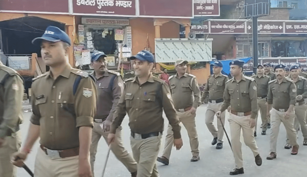 UKSSSC पेपर लीक केस: देहरादून में बेरोजगार संघ का प्रदर्शन आज, प्रशासन ने लगाई धारा 163 1 UKSSSC पेपर लीक केस: देहरादून में बेरोजगार संघ का प्रदर्शन आज, प्रशासन ने लगाई धारा 163